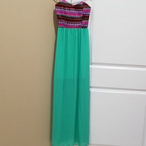 Maxi dress-style rack size small